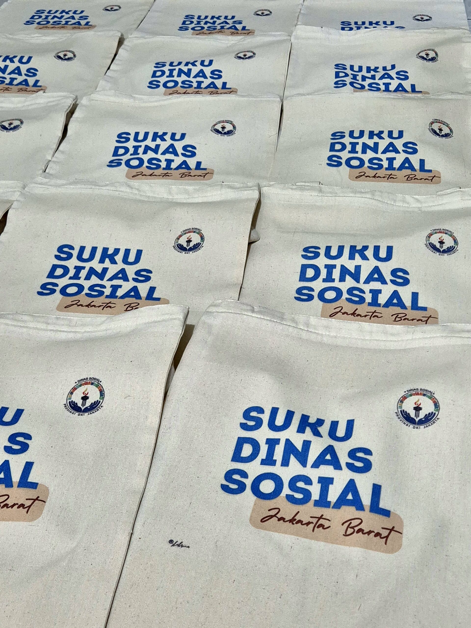 Foto totebag custom — Supplier Tas Kanvas DOVATAS