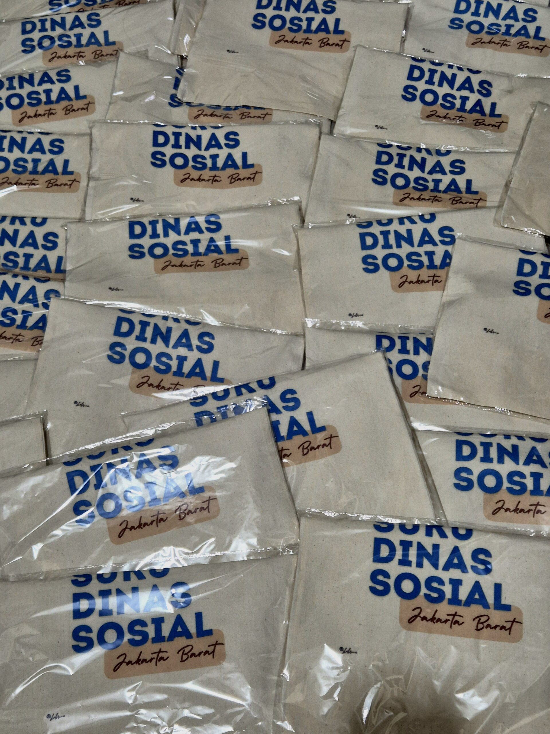 Foto totebag custom — Supplier Tas Kanvas DOVATAS